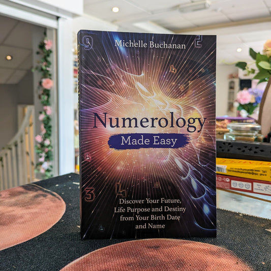 NUMEROLOGY MADE EASY (HAY HOUSE)