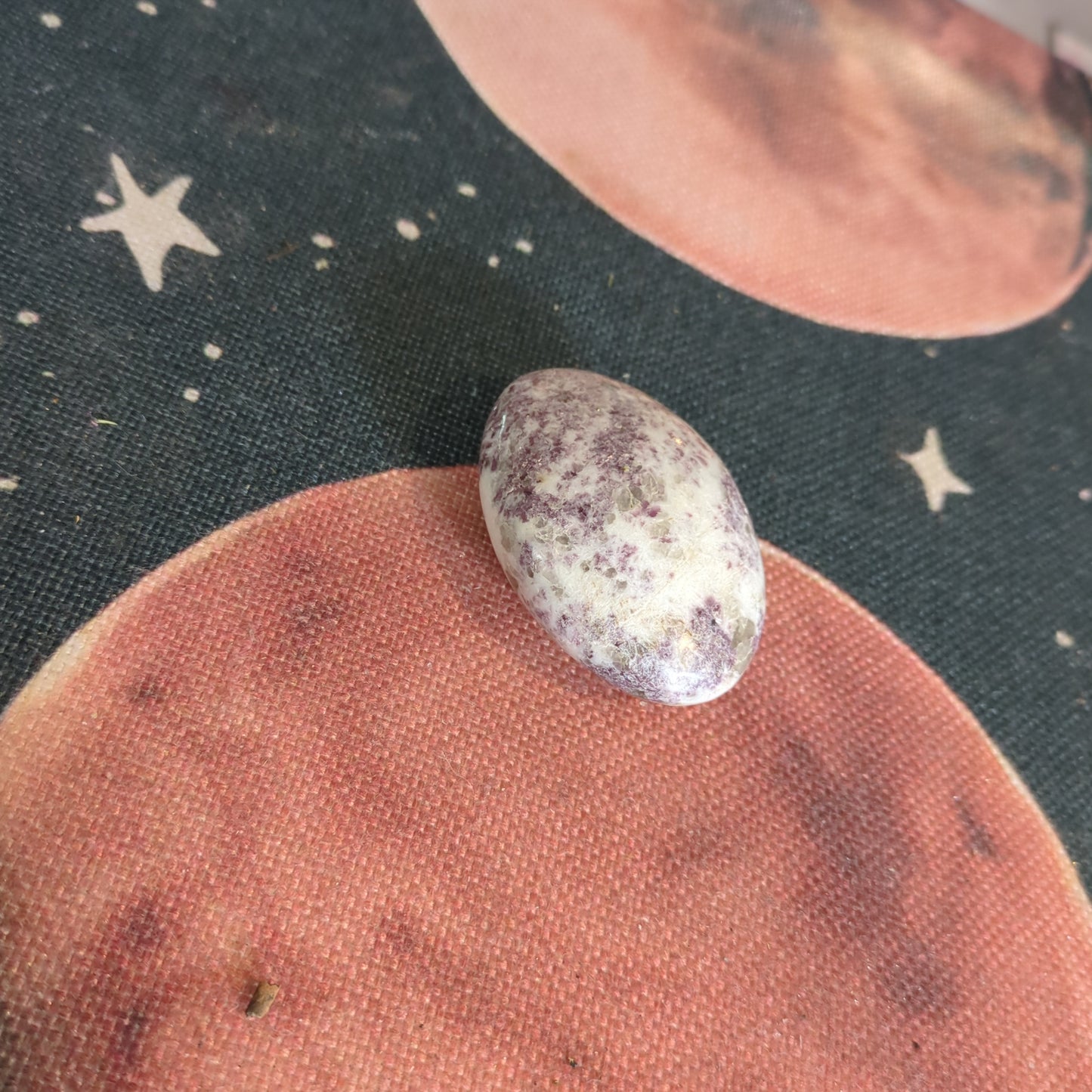Lepidolite ‘Purple Mica’ Palm Stone (LPS02)