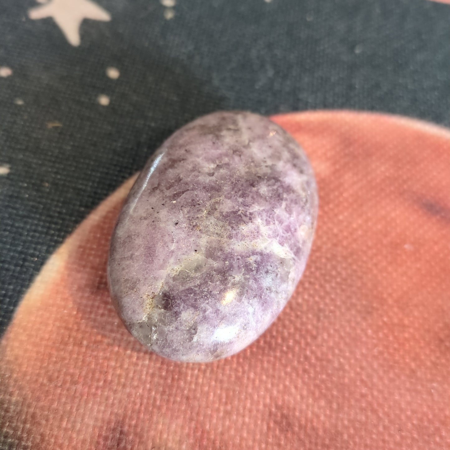 Lepidolite ‘Purple Mica’ Palm Stone (LPS03)