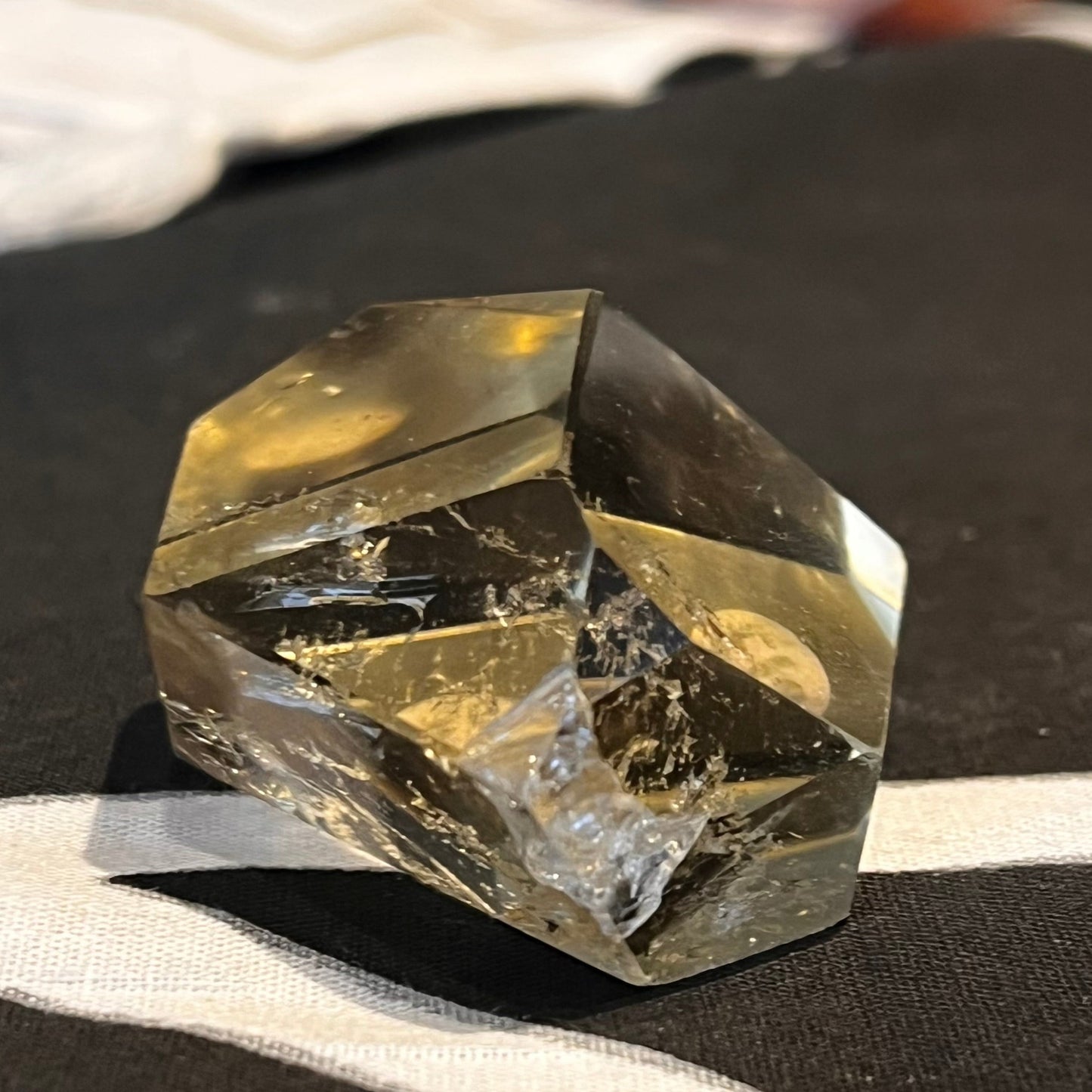 Citrine Free Form (CFF6)