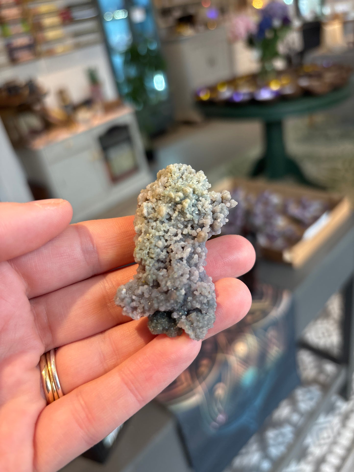 Grape Agate Cluster (GAC01)