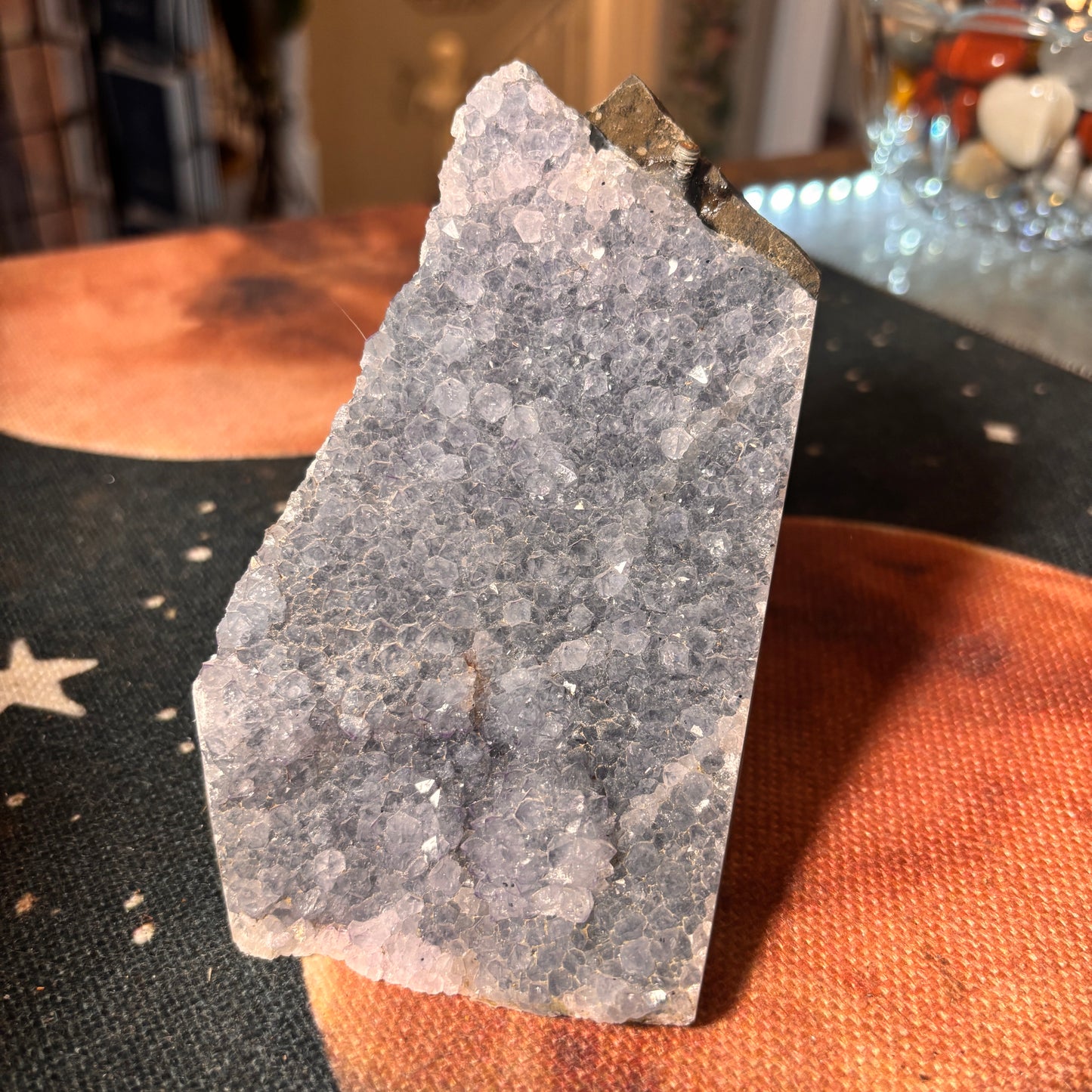 Lavender Amethyst Cluster (LAC1)