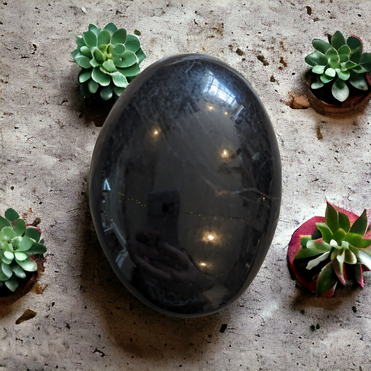 Black Tourmaline Palm Stone (BTP02)