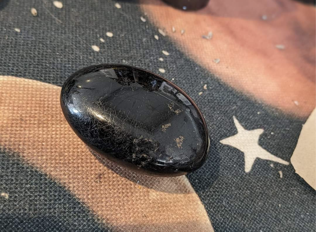 Black Tourmaline Palm Stone (BTP01)