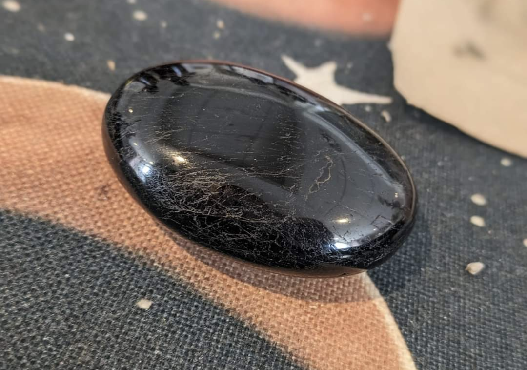 Black Tourmaline Palm Stone (BTP02)