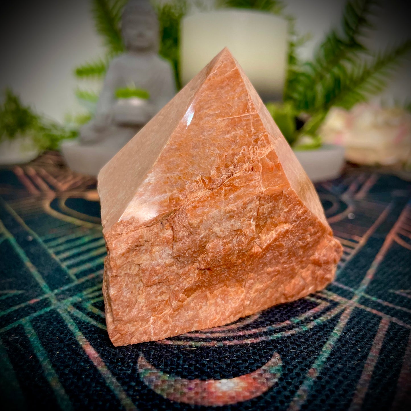 Raw Peach Moonstone With Polished Point (PMP01)